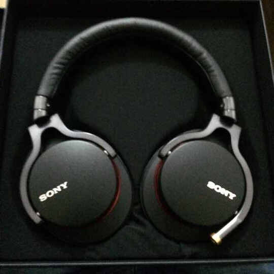 索尼MDR-1A:在大馒头,陌生人妻和1a中纠结了