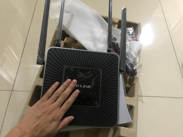 普联TL-WAR1200L:2.4G信号的强度在-30dbm