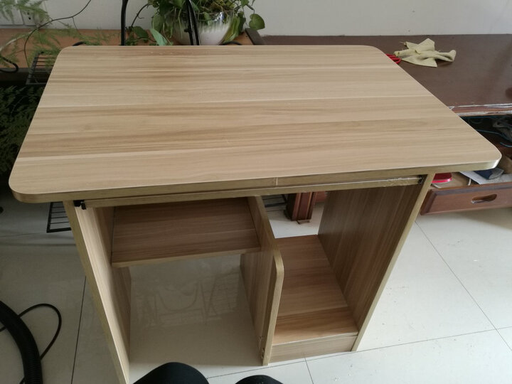 雅美乐电脑桌:满意,京东快递员送上楼,高密板