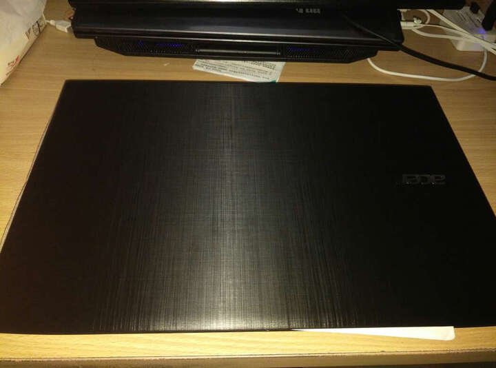 宏碁TMTX50-G2-500W:优点:电脑性价比不错