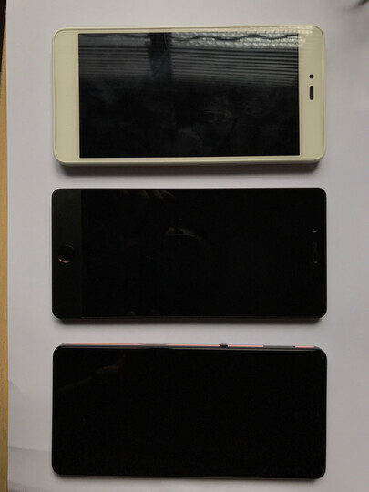 锤子坚果 Pro 2:手感比pro好,音质、拍照、流畅