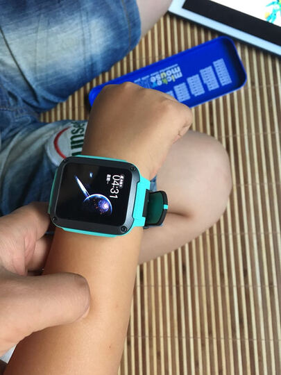 小天才XTC Z3:送给外甥的礼物,超级喜欢,七岁