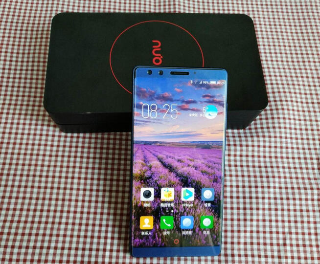 努比亚(nubia)Z17S:极光蓝Z17S,8+128G版本