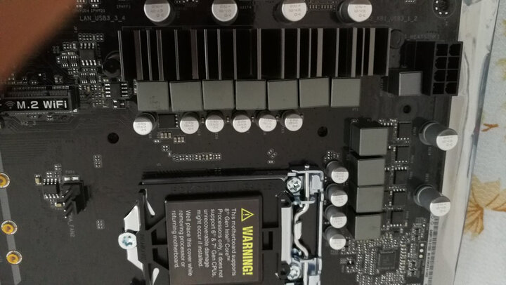 华擎Z370 Pro4主板:暂时来说性价比高,谁叫B