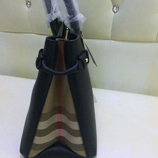 burberry女包怎么样_burberry女包多少钱_burb