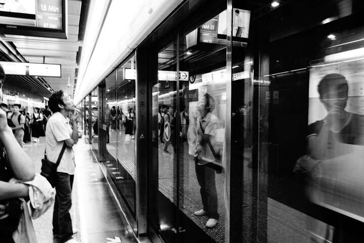 索尼RX100:实测画质不逊色于M4\/3 。买来是