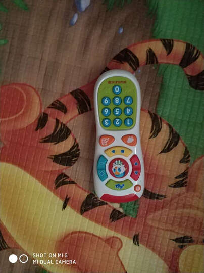 遥控器声光歌曲乐曲儿童音乐手机电话6个月0