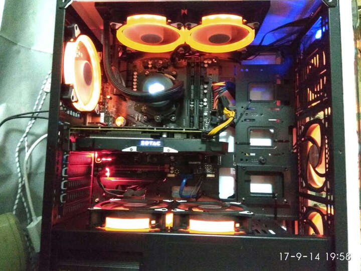 芝奇(G.Skill) Ripjaws 4系列 DDR4 2400频率 8G 台式机内存 (宾利黑) 晒单图