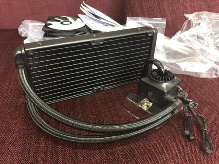 九州风神(DEEPCOOL)船长120白EX水冷CPU风扇散热器 (多平台/AM4平台/智能温控风扇/可见水冷液/预涂硅脂) 晒单图
