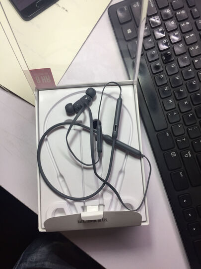 beatsX:其实音质比较一般,跟苹果自带的耳机没