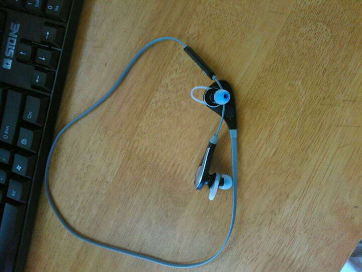 纽曼无线蓝牙耳机 运动立体声耳机入耳式跑步