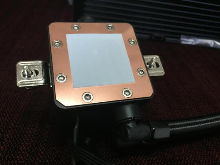 九州风神(DEEPCOOL)船长120白EX水冷CPU风扇散热器 (多平台/AM4平台/智能温控风扇/可见水冷液/预涂硅脂) 晒单图