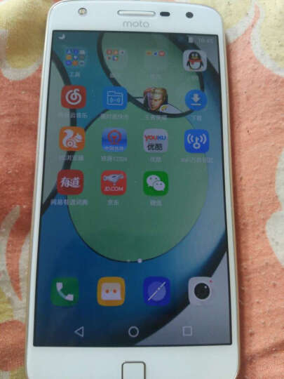 摩托罗拉（Motorola） Moto Z Play  (XT1635-03) 贵族白 3+64G  全网通 晒单图