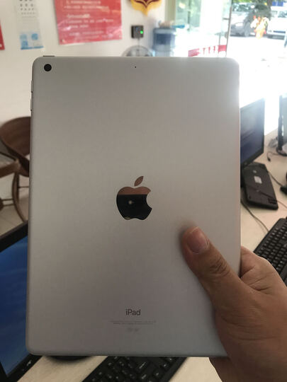 个小时不到就送到了,好快的速度,厉害了京东,机