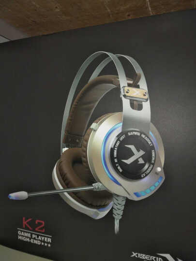 西伯利亚（XIBERIA）K2 头戴式 发光震动 带麦克风 电脑电竞游戏耳机 金色 晒单图