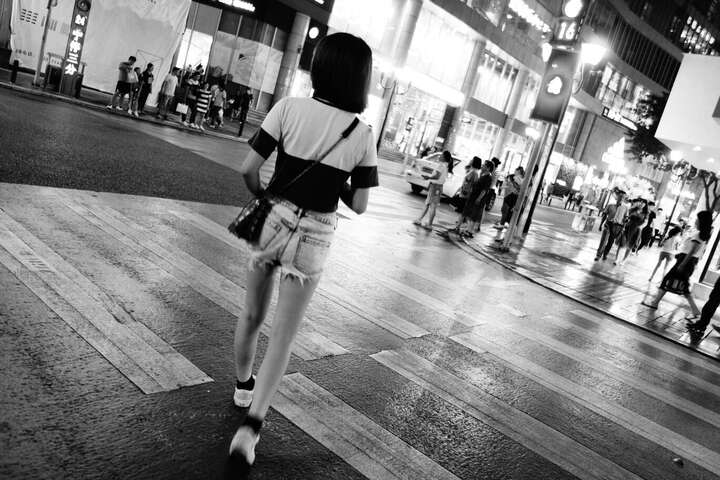 索尼RX100:实测画质不逊色于M4\/3 。买来是