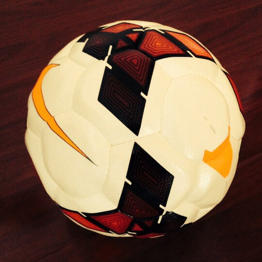 耐克NIKE 比赛训练足球 NIKE INCYTE CSL 足