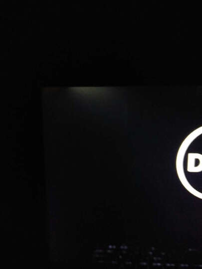 戴尔燃7000:第一次屏幕有点漏光,后来换了一