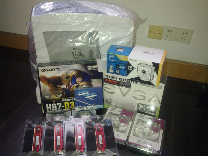 600频率 8G 台式机内存--此款内存默认主频好