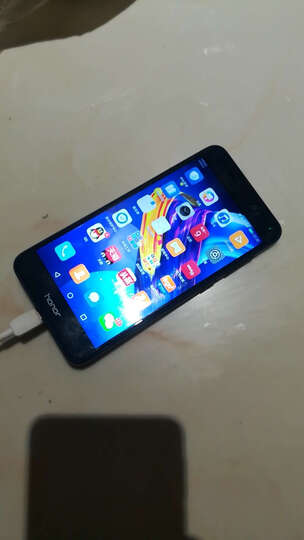 华为荣耀V9 play:发货速度快,兰颜色好看!手机