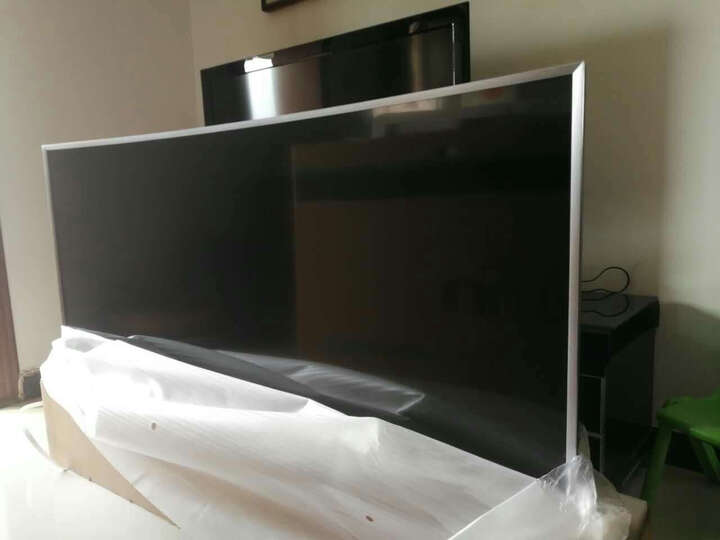 海信LED65EC880UCQ:京东商城送货很快,贵