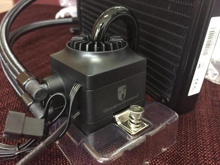 九州风神(DEEPCOOL)船长120白EX水冷CPU风扇散热器 (多平台/AM4平台/智能温控风扇/可见水冷液/预涂硅脂) 晒单图