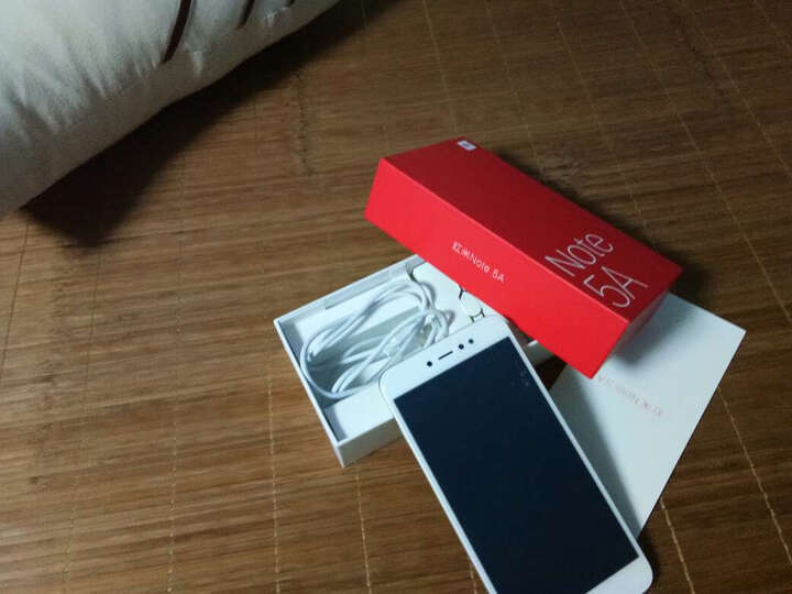 小米红米Note5A:讲真还可以,机身内存3+32G
