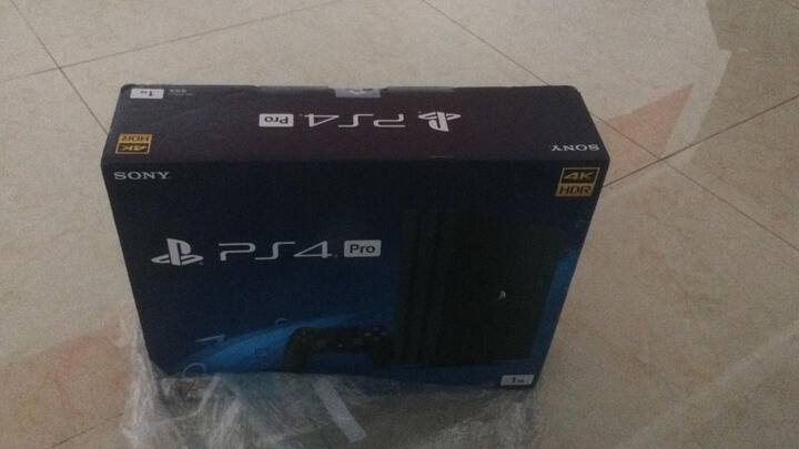 索尼【PS4 Pro 国行主机】PlayStation 4 Pro 电