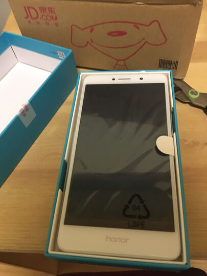 华为荣耀畅玩6X:整体还好.点击APP的时候会