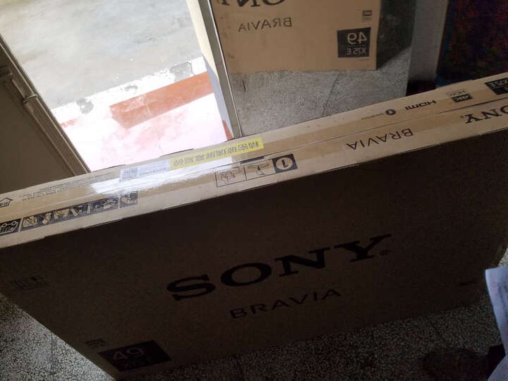 索尼KD-55X8000E:在京东逛了好久,再三对比