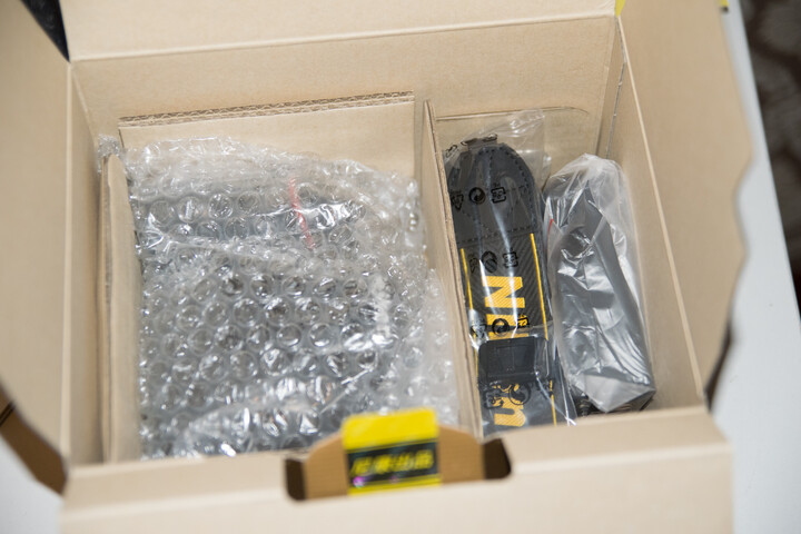 尼康D750:很给力的对焦,很给力的高感。翻转