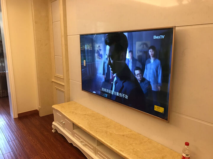 风行电视55Q2:电视质量不错,也很美观,大气,画