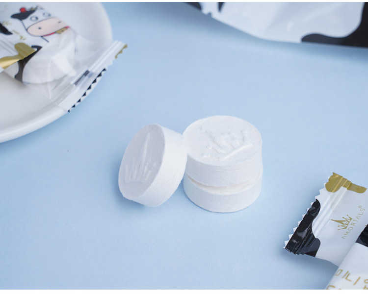 尔木萄（AMORTALS）小奶片一次性压缩毛巾洗脸巾50粒加厚干湿两用旅行便携洁面巾