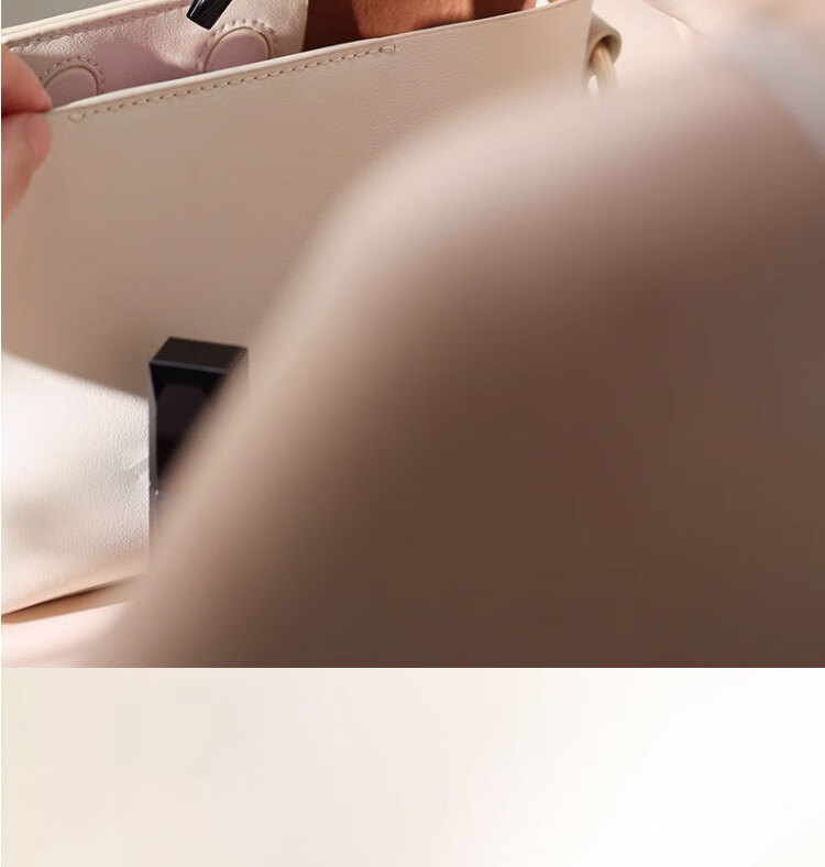 古迪双头唇刷唇线笔刷晕染润唇膏唇釉伸缩便携带盖迷你化妆专业口红刷