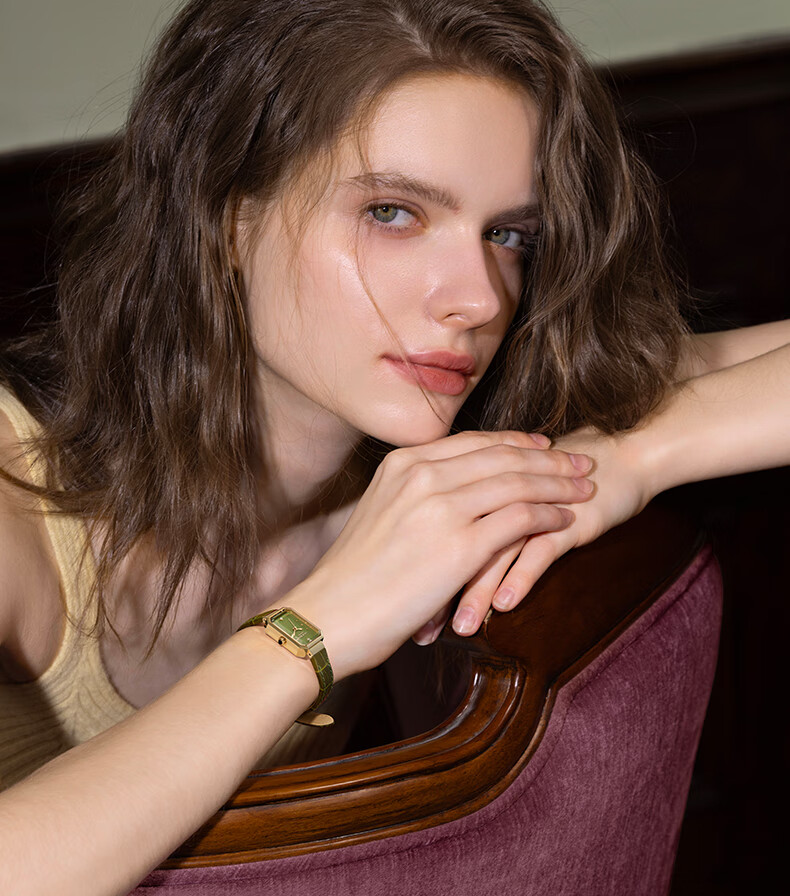 Женские часы Lola Rose, кварцевые, с зеленым агатовым циферблатом и стальным браслетом, модель LR2708