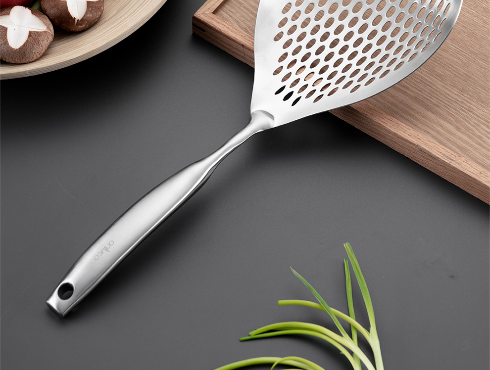 Onlycook 304 Нержавеющая сталь, шумовка, большая ложка-дуршлаг для пельменей, фильтр для фритюра, кухонная ложка с длинной ручкой, 43.2 см