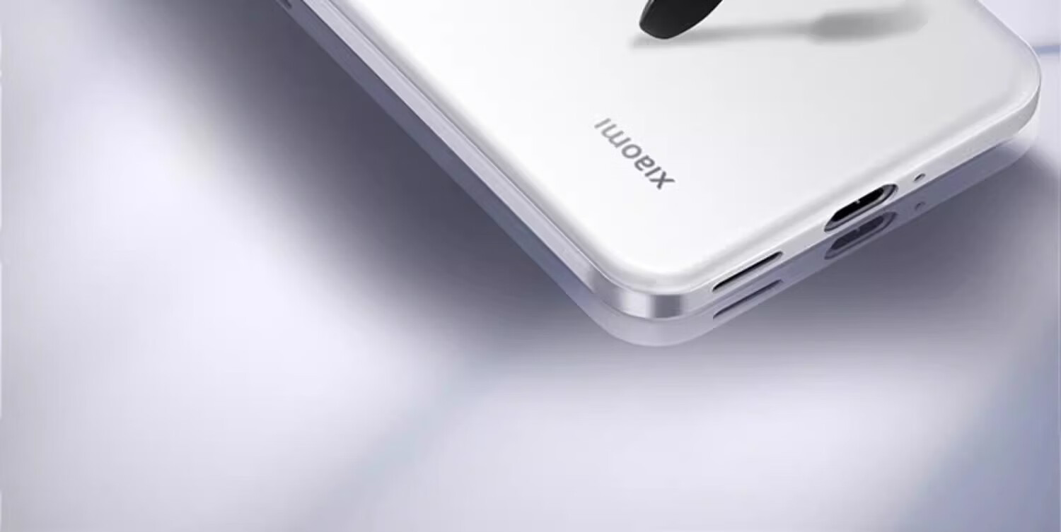 Чехол-накладка EDDGA Ultra-Thin Frosted для Xiaomi 14, противоударный, приятный на ощупь, полупрозрачный белый