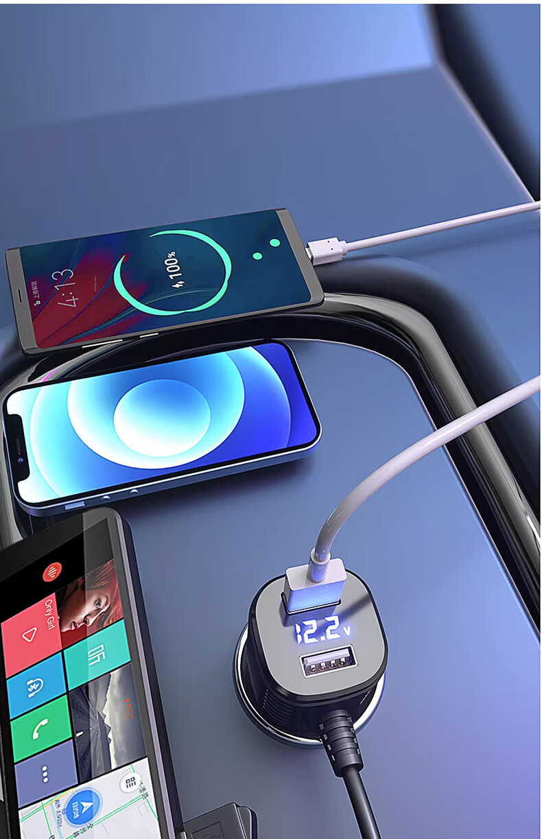 Автомобильное зарядное устройство с двумя USB