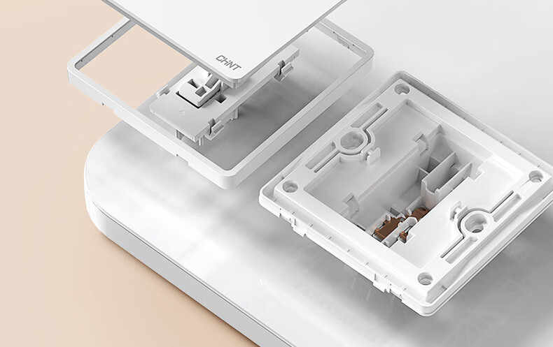 Настенный выключатель CHNT NEW6C, 2 клавиши, однополюсный, золотистый