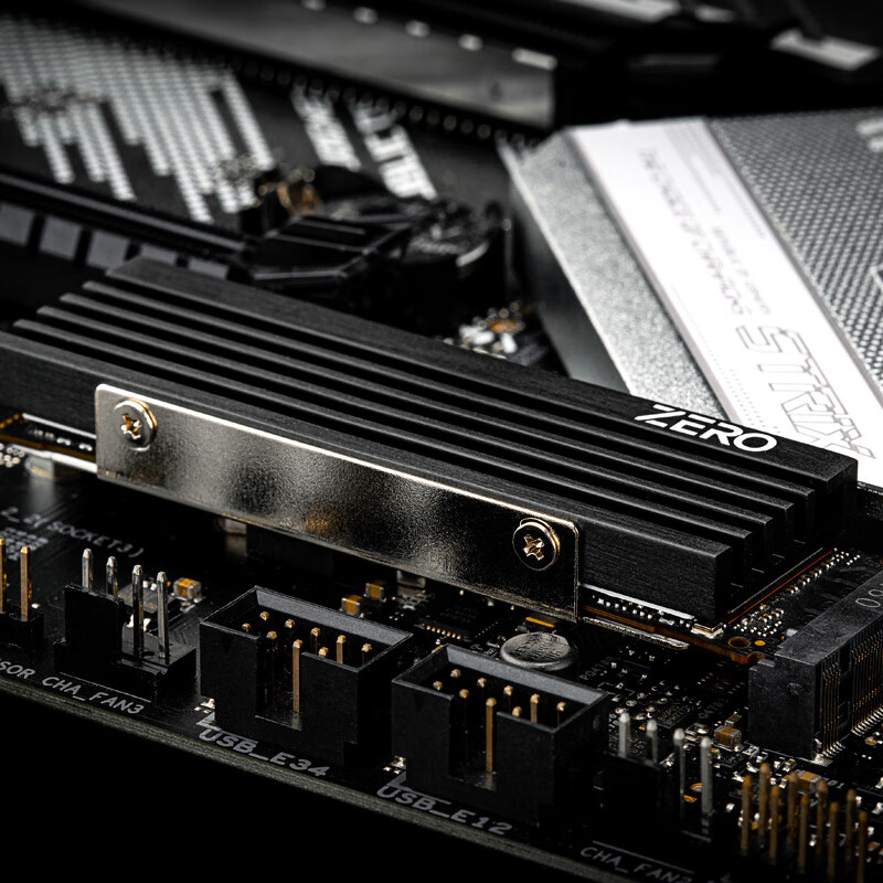Охлаждение для SSD M.2 ID-COOLING ZERO M05, радиатор M.2 SSD, алюминиевый, 6мм