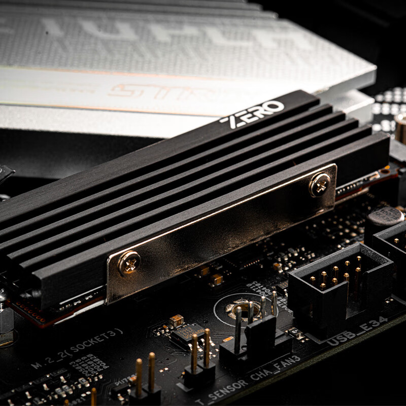 Охлаждение для SSD M.2 ID-COOLING ZERO M05, радиатор M.2 SSD, алюминиевый, 6мм