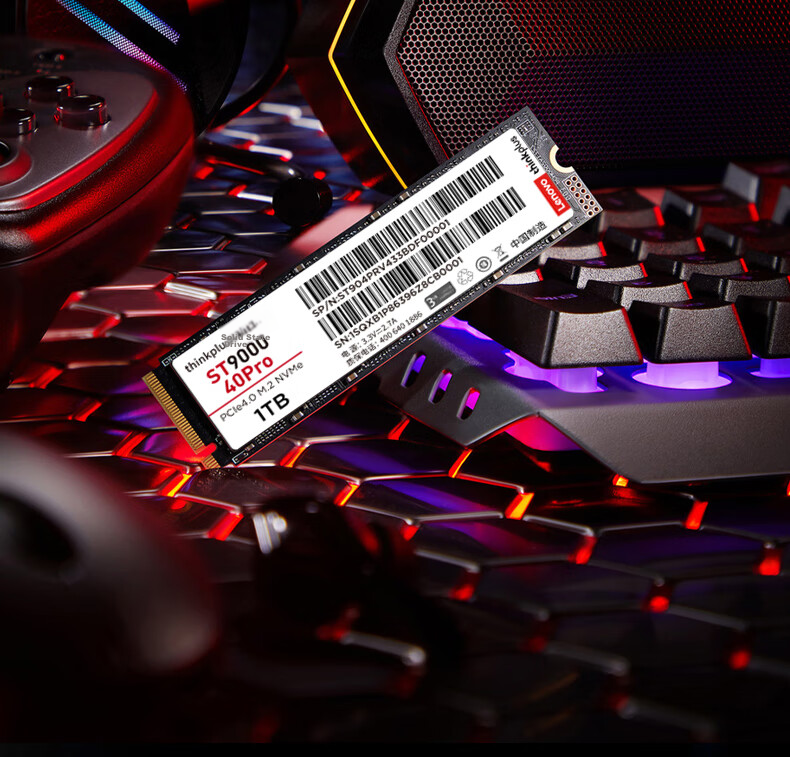 SSD накопитель ThinkPlus
