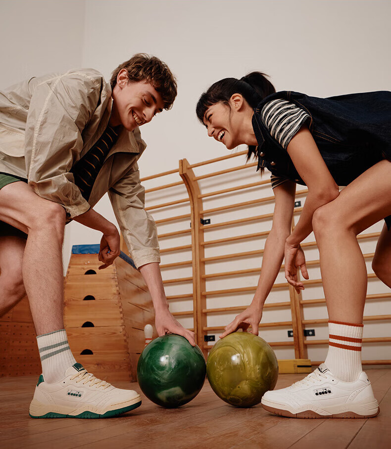 Diadora Мужские и женские низкие дышащие повседневные кроссовки ACTION, ярко-белый/цирконовый черный/ледяной белый, размер 37