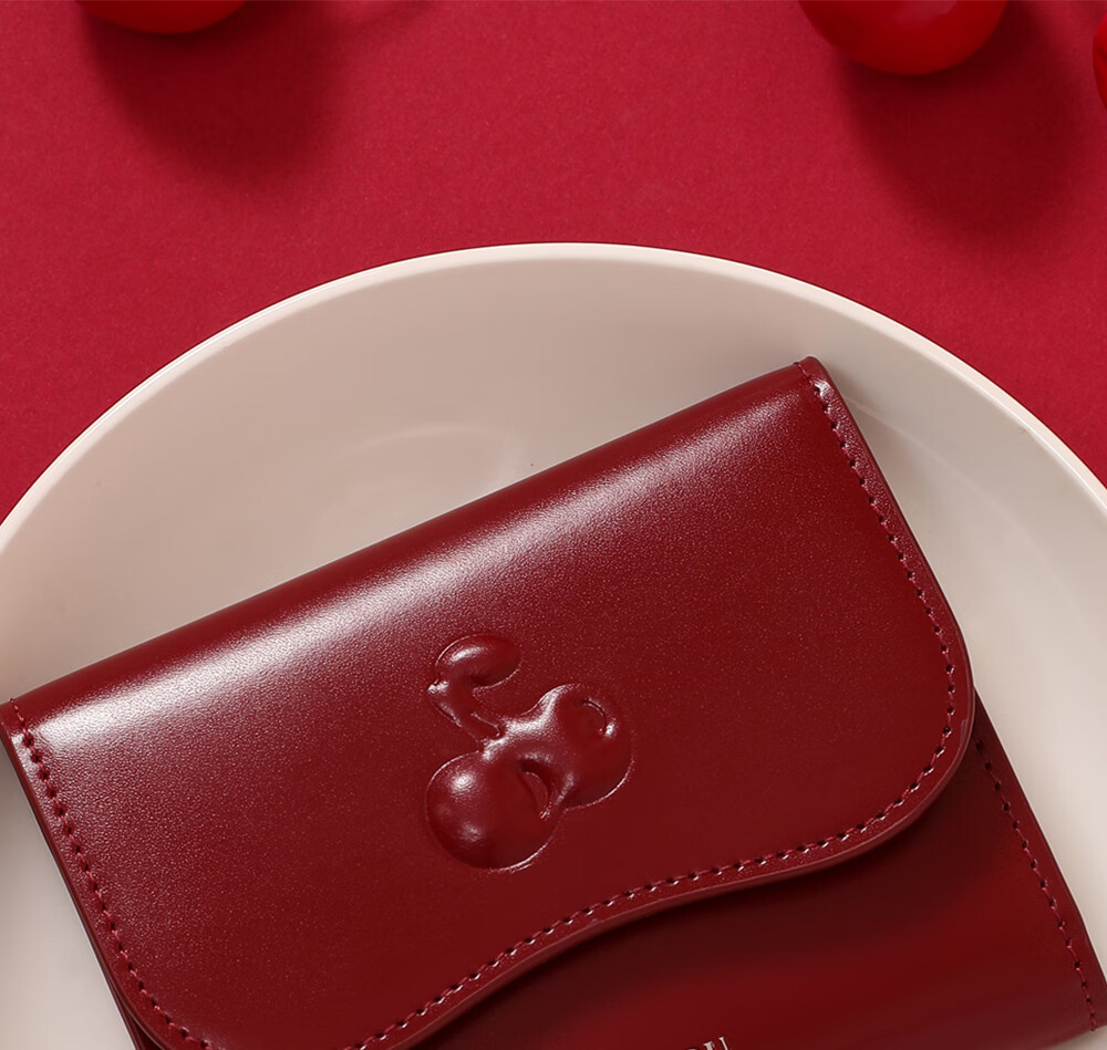 Кошелек Toutou Cherry из натуральной кожи, короткий кардхолдер, красный, подарок на Новый год, День Святого Валентина
