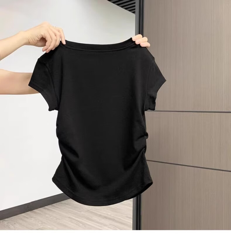 Женская футболка с коротким рукавом