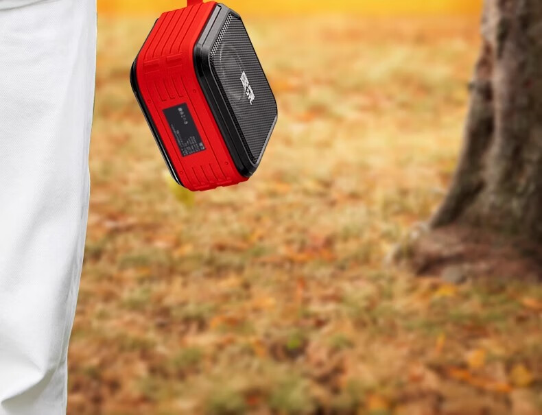 Портативная Bluetooth-колонка Soaiy SD16 Premium Red, компактная, с длительным временем работы от аккумулятора, для улицы и автомобиля
