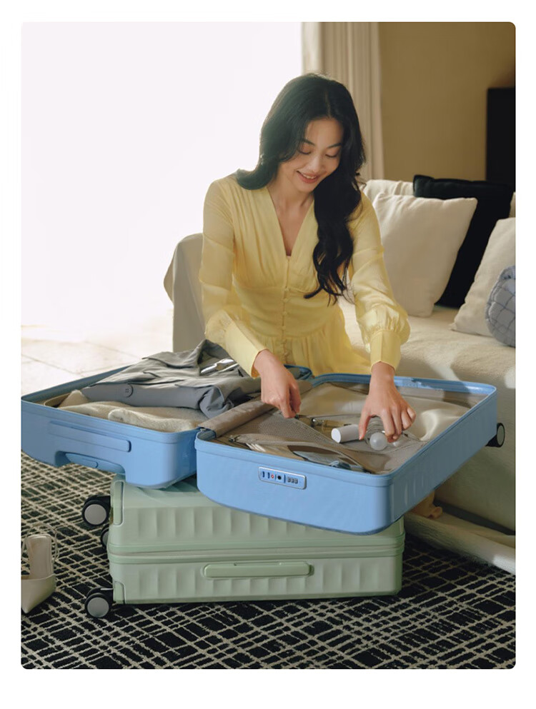 Чемодан AMERICAN TOURISTER, 24 дюйма, стильный, с кодовым замком, черный