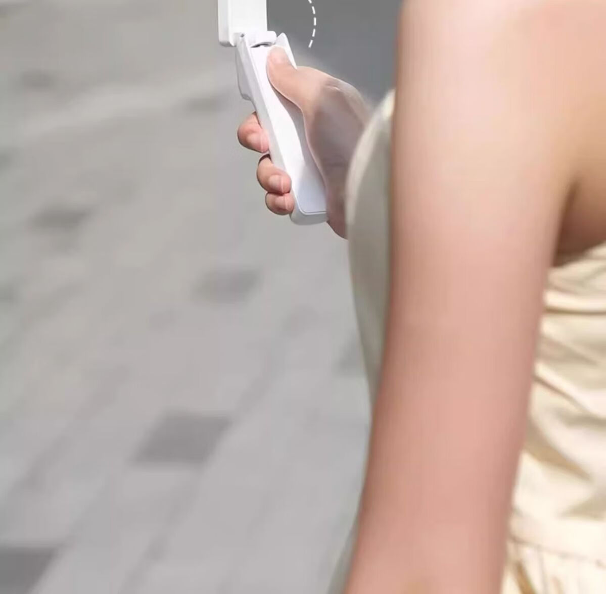 Селфи-палка LINGCHEN Ultra-Compact, штатив для прямой трансляции, напольное устройство, вращение на 360 градусов, полностью автоматическая, многофункциональная, для прямой трансляции и съёмки, ручной стабилизатор, ручка для туристической фотографии, маленькая и портативная