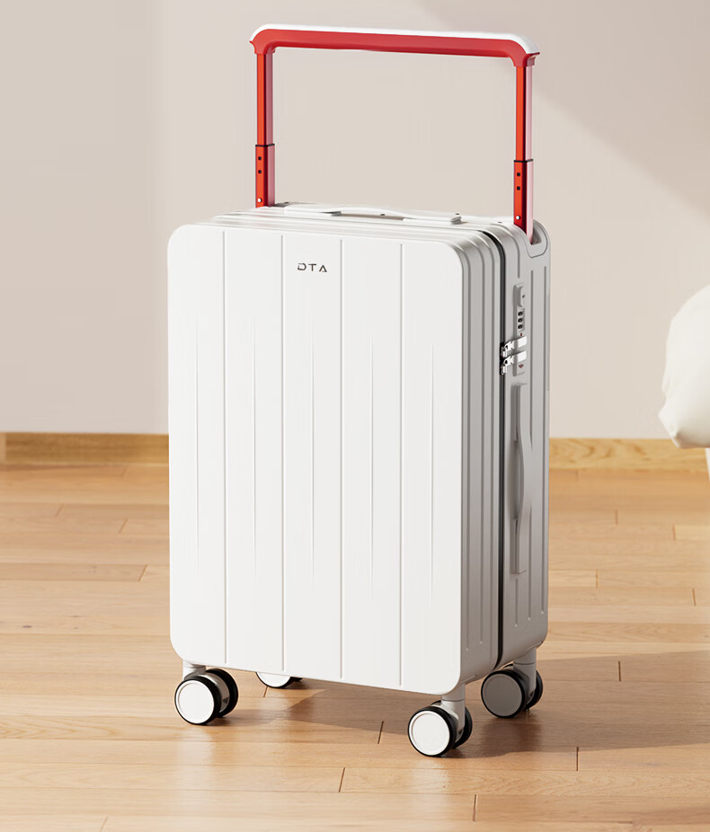 Чемодан DTA Bordeaux Red, 22 дюйма, с кодовым замком TSA, 4-колесный, материал PC