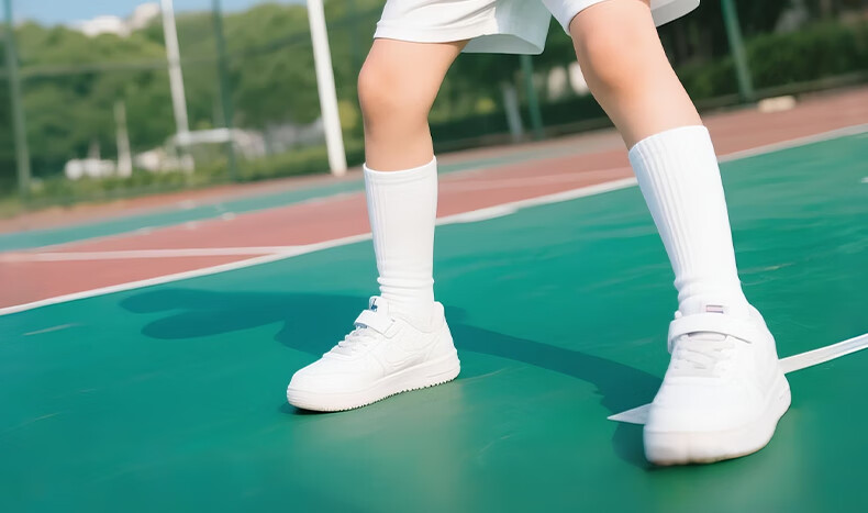 Баскетбольный мяч Li-Ning для детей 6-12 лет, размер 5, синий. Специально разработан для учеников начальной школы, подходит для игры в помещении и на улице. Профессиональный размер 5, подарок для детского сада.